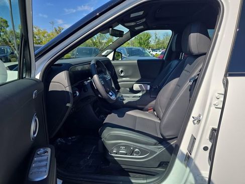 New 2026 Hyundai Palisade Calligraphy FWD image 11
