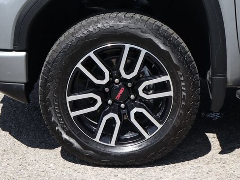 Used 2026 GMC Sierra 1500 AT4 w/ AT4 Premium Package AWD/4WD image 51