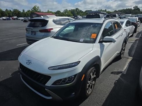 Used 2023 Hyundai Kona Limited AWD/4WD image 2