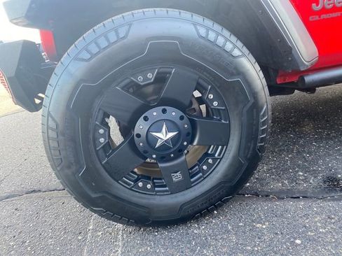 Used 2020 Jeep Gladiator Rubicon image 23