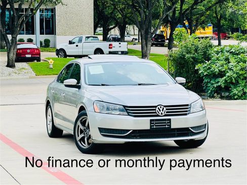 Used 2013 Volkswagen Passat 2.5 SE FWD image 1