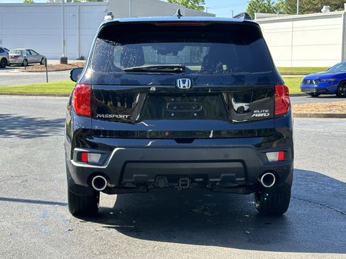 Used 2023 Honda Passport Elite image 11