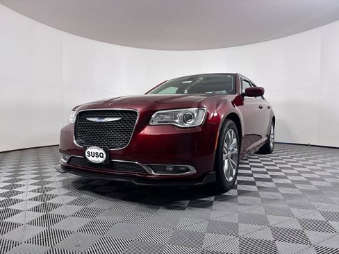 Used 2017 Chrysler 300 Limited w/ Value Package AWD/4WD image 17