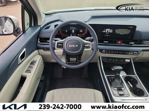 New 2026 Kia Carnival EX FWD image 16