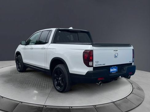 Certified 2023 Honda Ridgeline Black Edition image 3