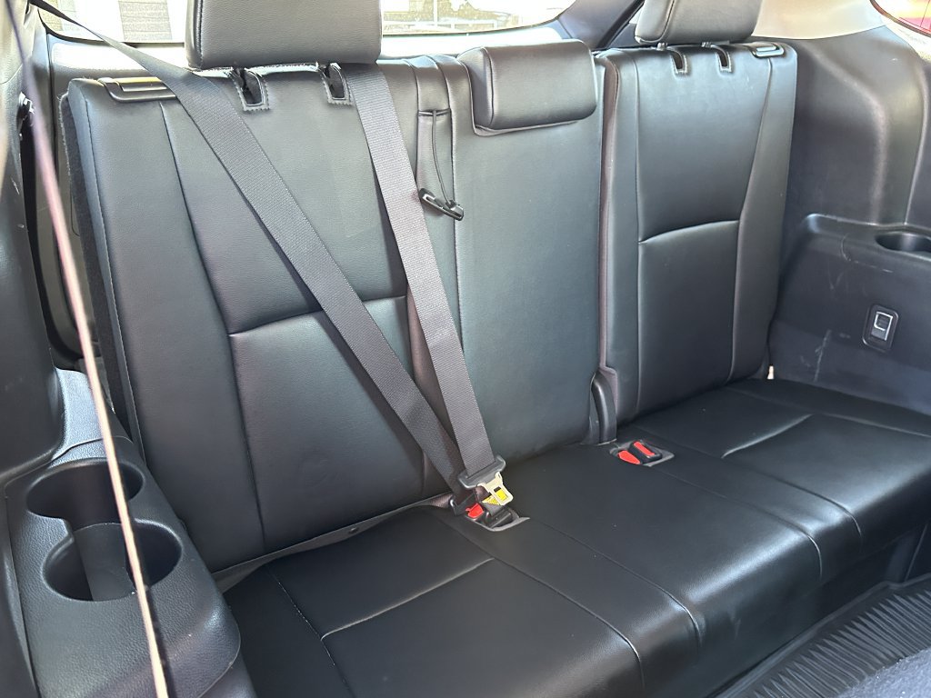 Used 2023 Toyota Highlander XLE FWD image 23
