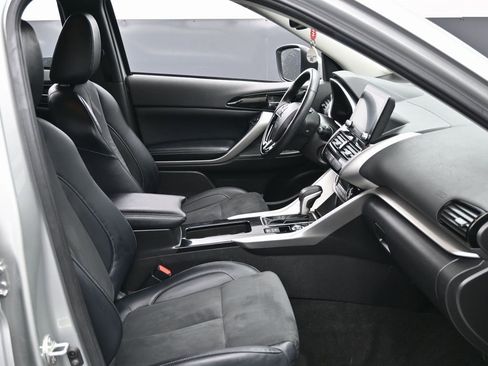 Used 2024 Mitsubishi Eclipse Cross SE image 35