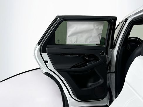 Used 2026 Land Rover Range Rover Evoque Dynamic SE AWD/4WD image 23