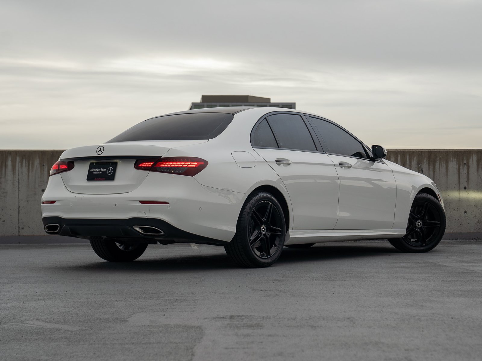 Certified 2021 Mercedes-Benz E 350 4MATIC Sedan image 4
