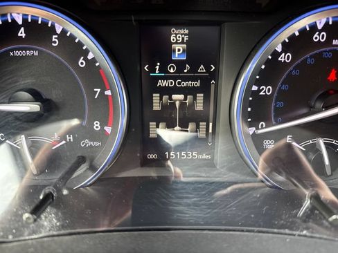Used 2014 Toyota Highlander XLE AWD/4WD image 22