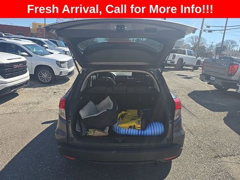 Used 2021 Honda HR-V EX image 9