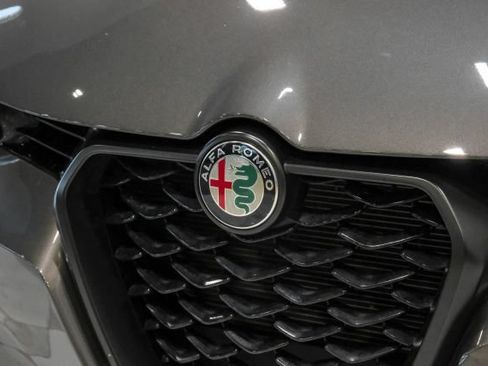 Used 2024 Alfa Romeo Tonale Veloce AWD/4WD image 61