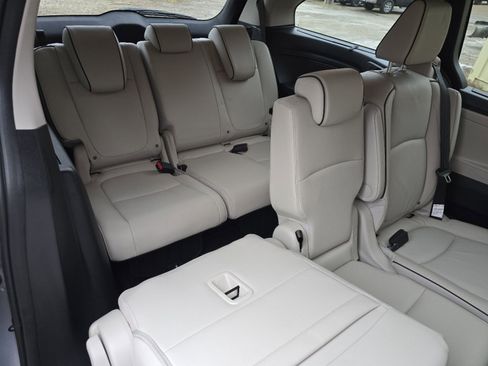 Used 2025 Honda Odyssey Touring image 21