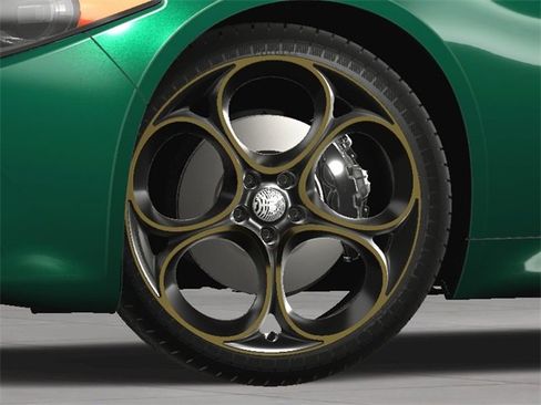 New 2025 Alfa Romeo Giulia image 11