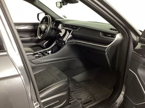 Used 2021 Jeep Grand Cherokee L Altitude image 40