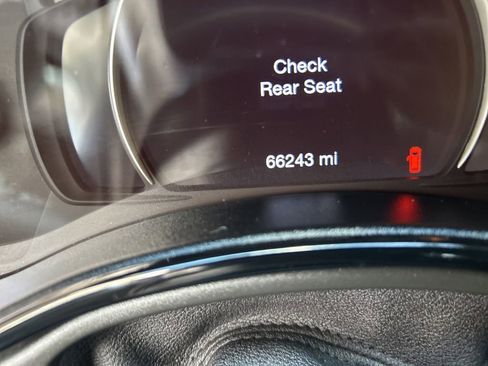 Certified 2022 Dodge Durango GT image 51