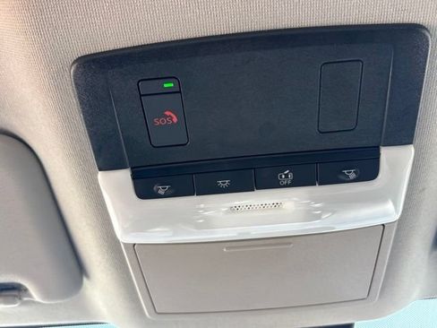 Used 2025 Nissan Sentra SV FWD image 23