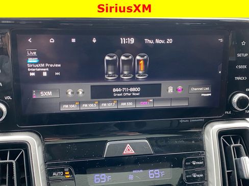 Used 2022 Kia Sorento S w/ Panoramic Sunroof Package image 13