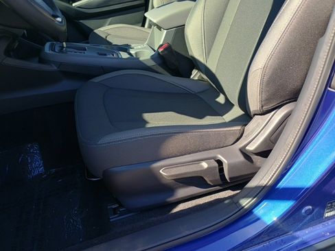 New 2026 Subaru Crosstrek 2.0i Premium image 9