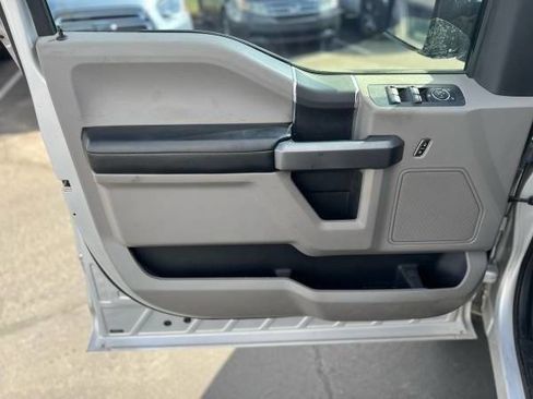Used 2018 Ford F150 XLT AWD/4WD image 9