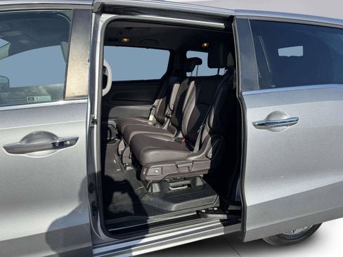 Used 2019 Honda Odyssey Touring image 38