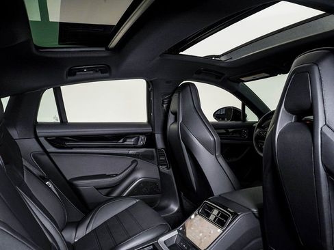 New 2026 Porsche Panamera 4 image 16