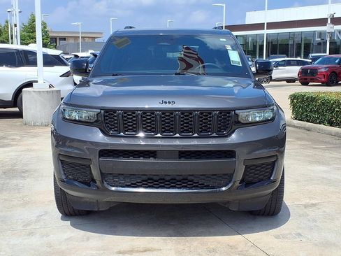 Used 2024 Jeep Grand Cherokee L Laredo RWD image 6