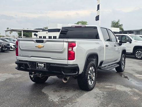 Used 2022 Chevrolet Silverado 2500 Custom w/ Custom Value Package AWD/4WD image 5