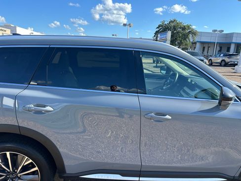 Certified 2026 INFINITI QX60 Luxe w/ Cargo Package AWD/4WD image 13