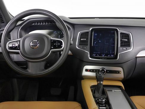 Used 2018 Volvo XC90 T5 Momentum w/ Convenience Package AWD/4WD image 28