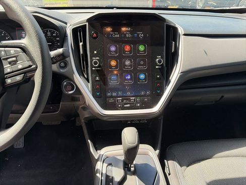 Used 2024 Subaru Crosstrek 2.0i Premium AWD/4WD image 12