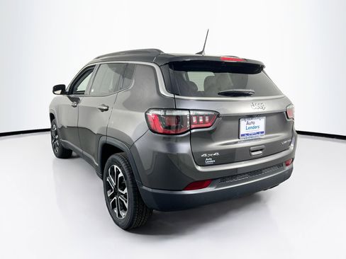 Used 2022 Jeep Compass Limited image 7