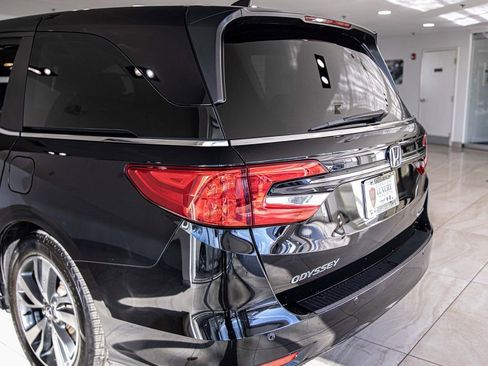 Used 2023 Honda Odyssey Touring image 15