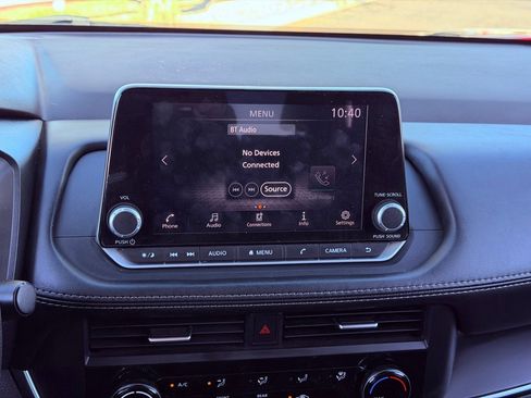 Certified 2023 Nissan Rogue S image 20