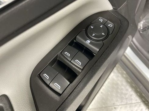Used 2023 Chevrolet Equinox LS w/ LS Convenience Package AWD/4WD image 13