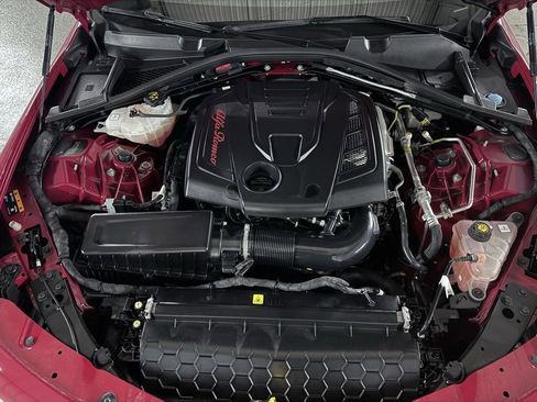 Used 2022 Alfa Romeo Giulia Veloce image 45