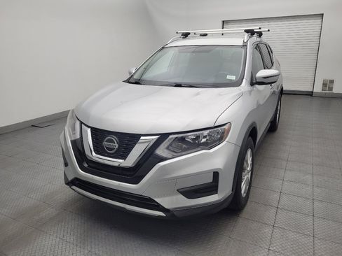 Used 2018 Nissan Rogue SV AWD/4WD image 15
