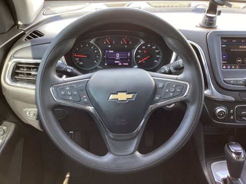 Used 2020 Chevrolet Equinox LT FWD image 17