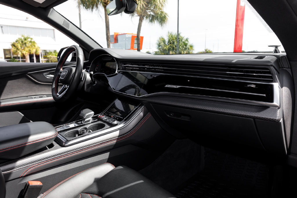 Used 2023 Audi RS Q8 AWD/4WD image 44
