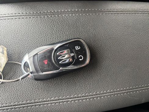 Used 2025 Buick Encore GX Preferred FWD image 21