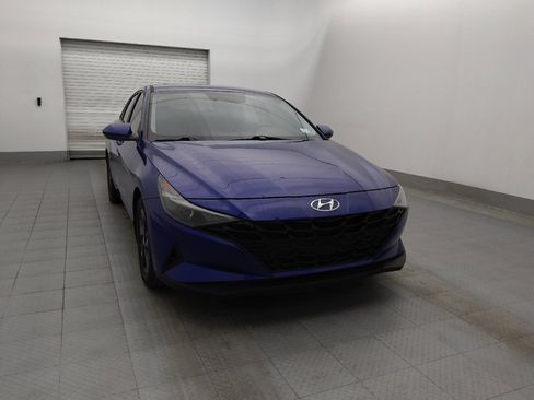 Used 2023 Hyundai Elantra SEL image 14