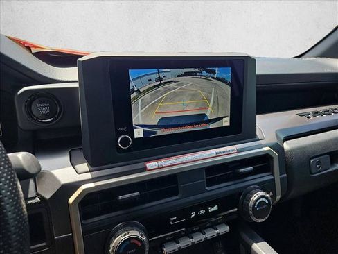 Used 2025 Toyota Tacoma SR5 AWD/4WD image 14