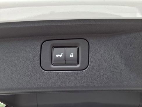 New 2025 Nissan Armada PRO-4X image 36