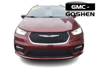 Used 2022 Chrysler Pacifica Touring-L video 2