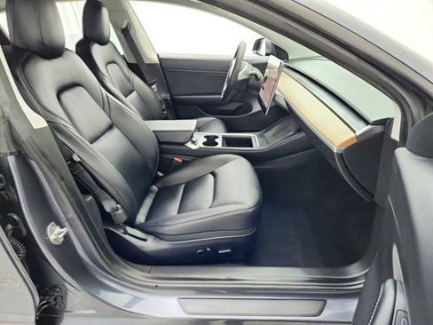 Used 2021 Tesla Model 3 Long Range image 15