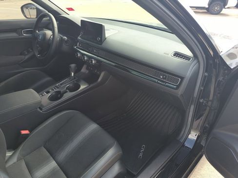 Used 2024 Honda Civic Sport image 18