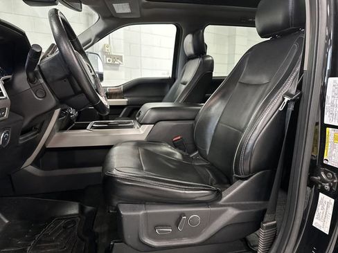 Used 2017 Ford F250 Lariat w/ Lariat Ultimate Package image 4
