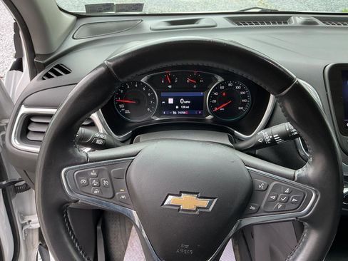 Used 2020 Chevrolet Equinox LT AWD/4WD image 12