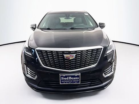 Used 2023 Cadillac XT5 Luxury AWD/4WD image 2