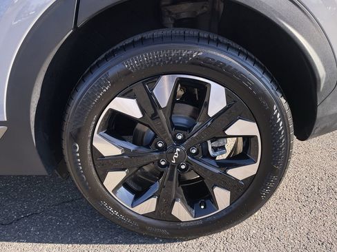 Certified 2023 Kia Sportage X-Line image 10